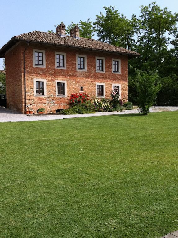 B&B Cascina Gaione Via Gallina,18B 12052 Neive Cn Exterior photo