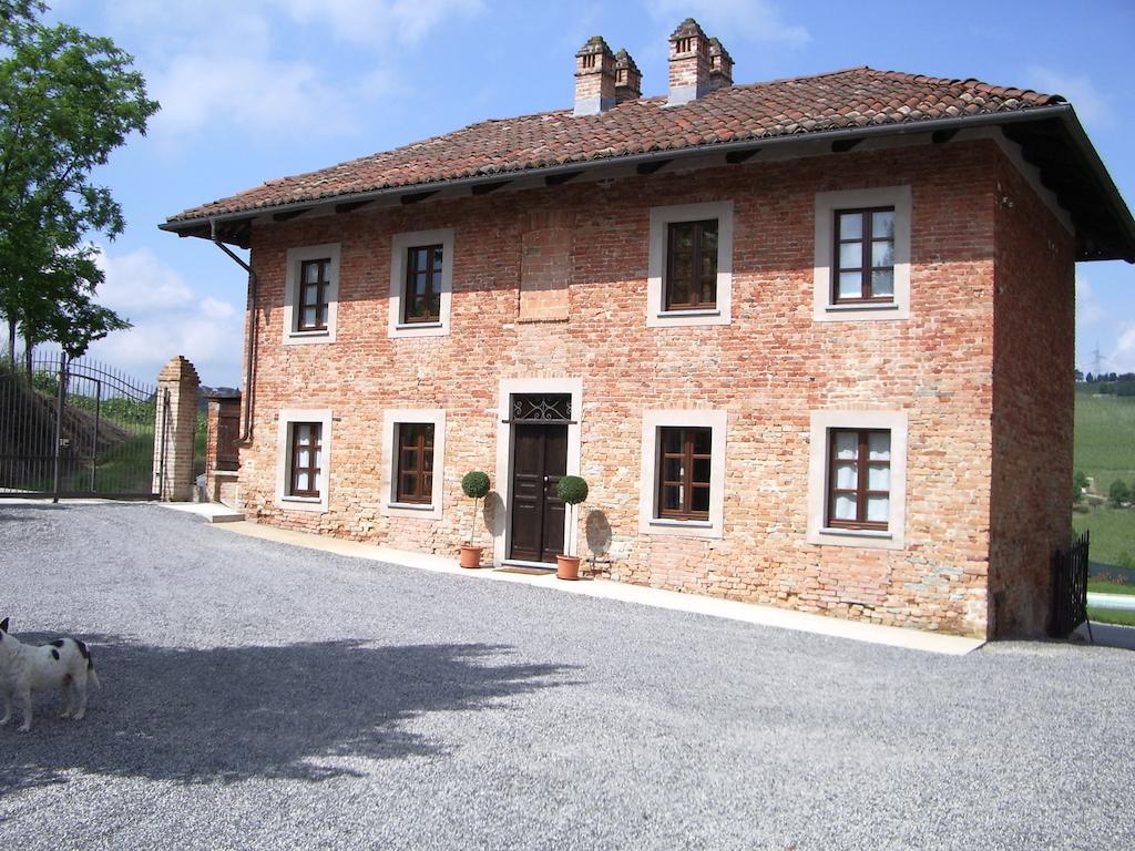B&B Cascina Gaione Via Gallina,18B 12052 Neive Cn Exterior photo