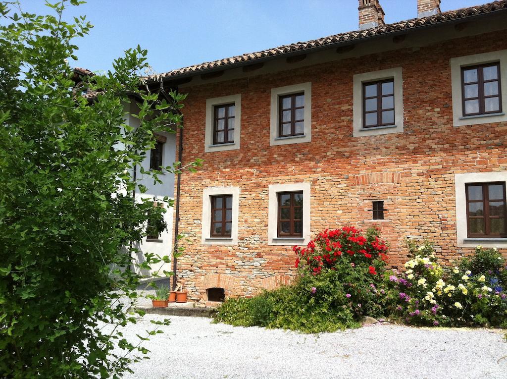 B&B Cascina Gaione Via Gallina,18B 12052 Neive Cn Exterior photo