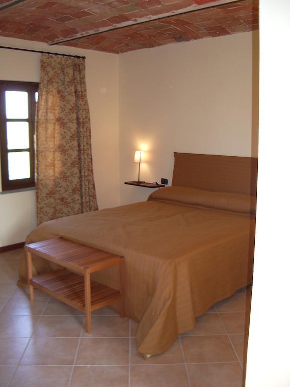 B&B Cascina Gaione Via Gallina,18B 12052 Neive Cn Room photo